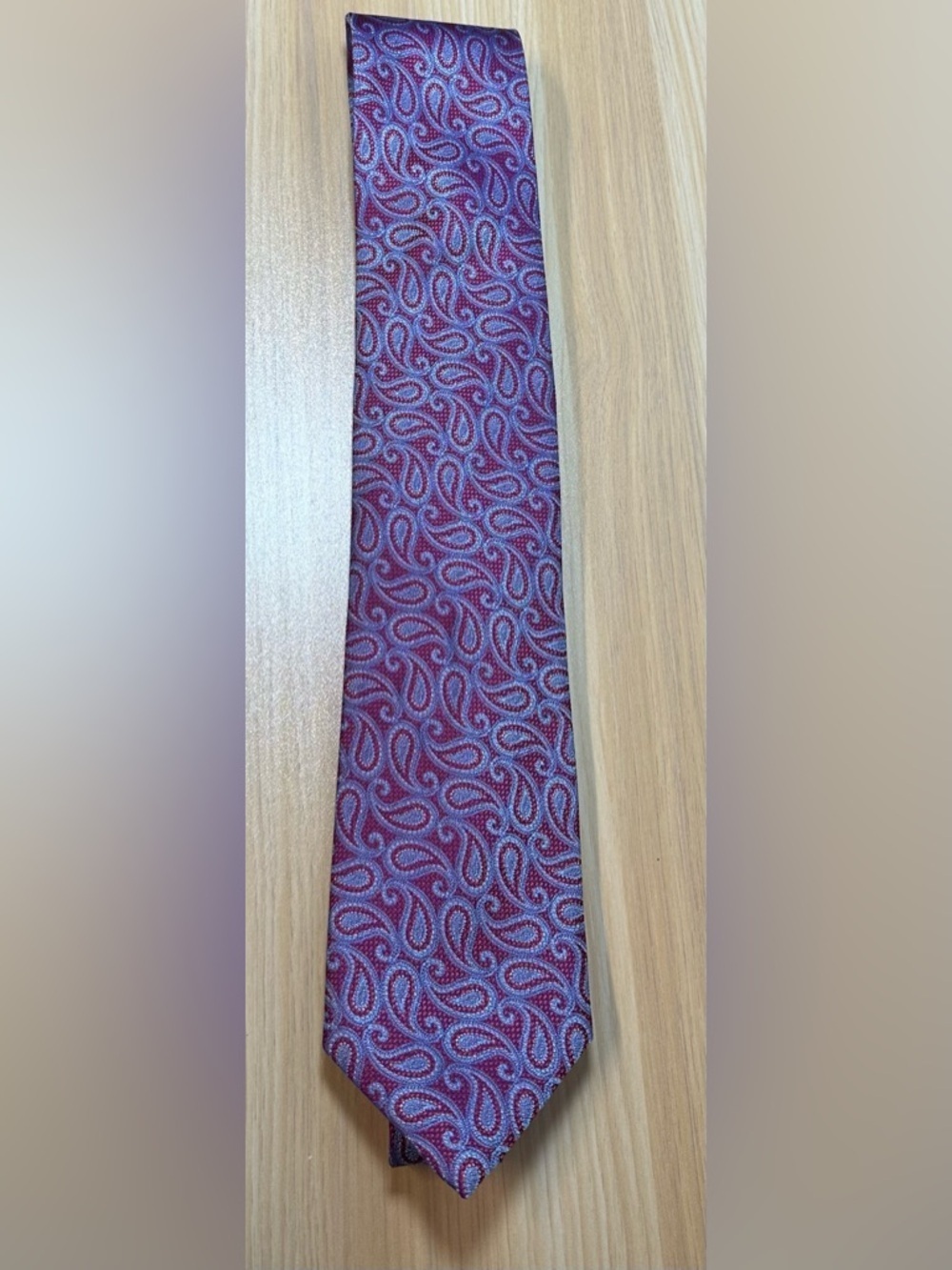 David Donahue Red/Purple Paisley Silk Tie with Light Blue Accents